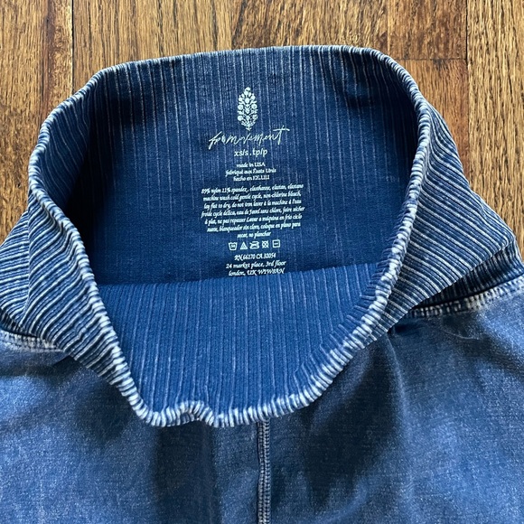 Free People Movement High Rise 7/8 Length Good Karma Leggings, Vintage Blue NWOT - Picture 8 of 8